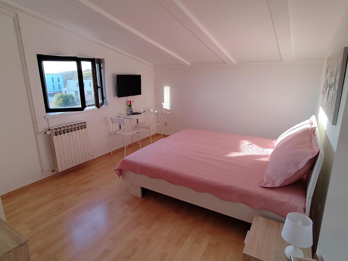 Guesthouse Resan Medulin Buitenkant foto